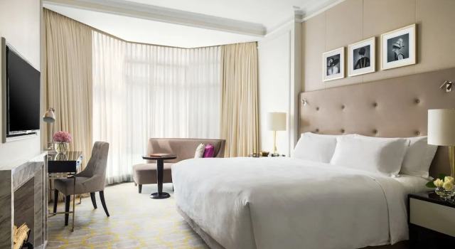 Двухместный клубный номер Executive The Langham Hong Kong