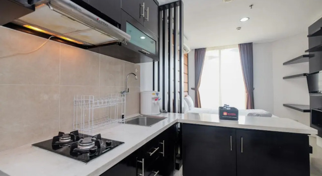 Номер Standard Cozy And Tidy Studio Apartment Mangga Dua Residence