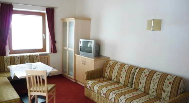 Alpenheim Jörgele, Rezervovat Hotel Hotely v Tyrolsko se snídaní, Snídaně