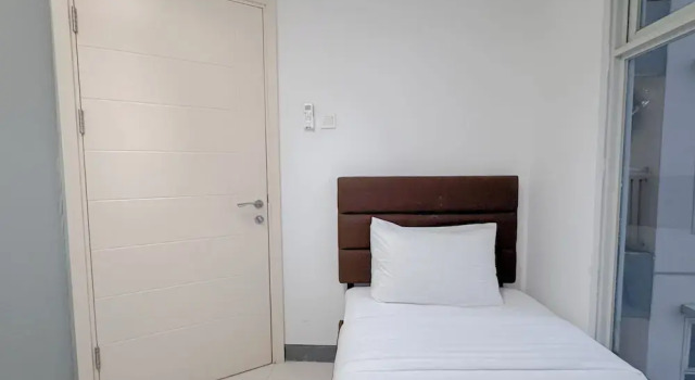 Minimalist 2Br And Well Design Room At Benson Supermall Mansion Apartment, Book Lejlighed Lejligheder i Surabaya, nær Pakuwon Mall, Lejlighed