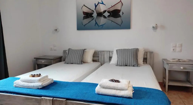 Номер Standard Isalos Paros