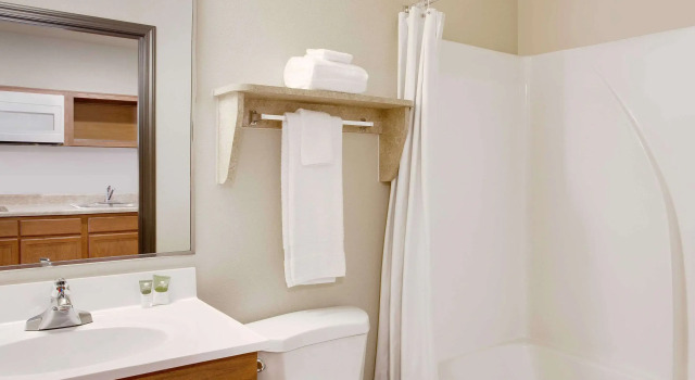 Четырёхместный номер Standard WoodSpring Suites Virginia Beach