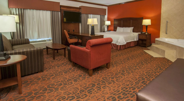 Hampton Inn & Suites Waxahachie