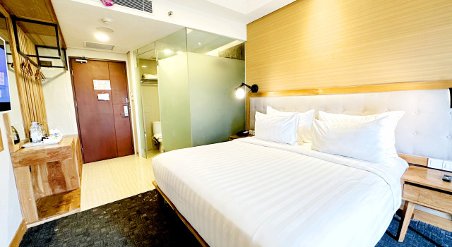 Двухместный номер Deluxe FamVida Hotel Lubuklinggau Powered by Archipelago