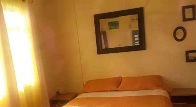 Cyn Wooden Splendor, Book Hotel Pigeon Island Monchy