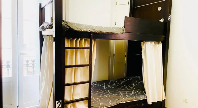 Málaka Room, Забронировать Отель Малага - центр Малага, рядом с Музей Кармен Тиссен