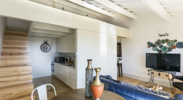 Апартаменты Deluxe Charming Mezzanine Rooftop View