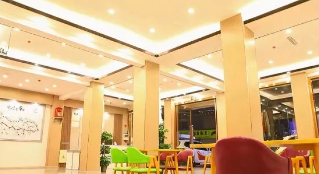 Batang Xige Hotel, Book Hotel Hotels in Batang with Parking, Parking