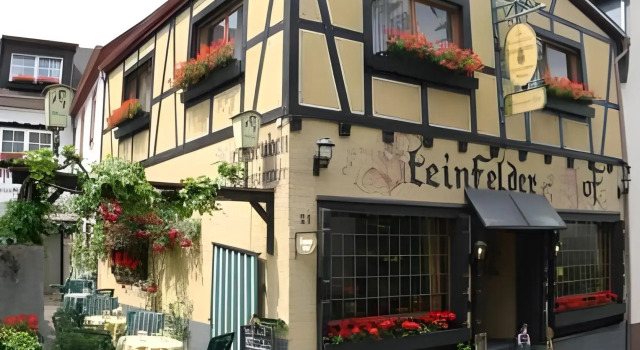 Alte Weinstuben Steinfelder Hof, Забронировать Отель Элленц-Польтерсдорф Хунсрюк