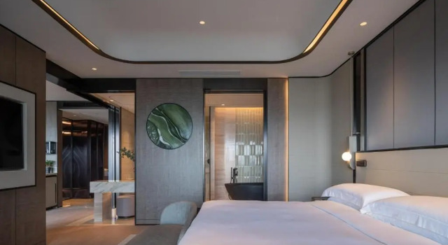 Двухместный номер Premium InterContinental Shanghai Harbour City by IHG