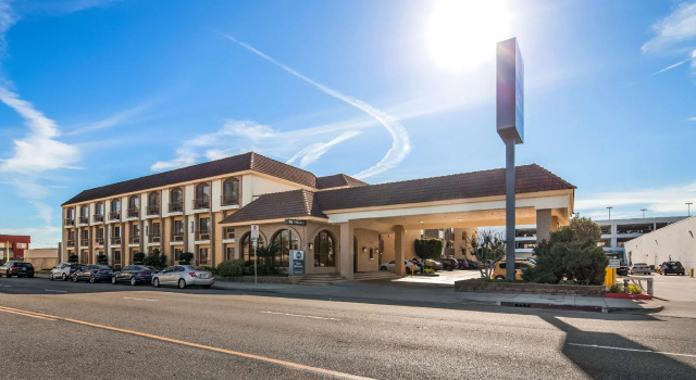 Двухместный люкс Best Western Norwalk Inn