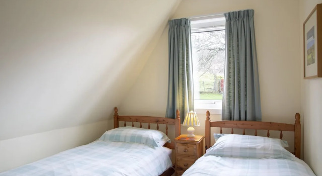 Highland Glen Lodge 4, Rezervați Hotel Rogart Highlands