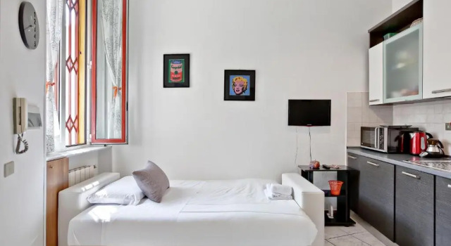 Cenisio brilliant flat, Book Hotel Sempione Milan