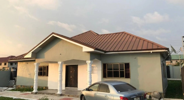 Charming 4-bed House in Kokrobite, Buchen Sie Ferienhaus Villen in Groß-Accra Region, Villa