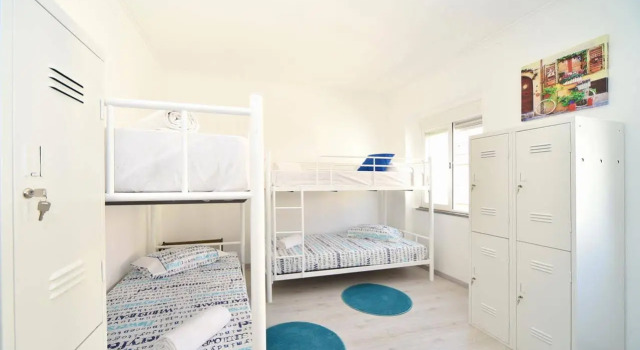 Star Hostel, Забронировать Хостел Хостелы Лиссабона, рядом с Дом-музей Фернанду Пессоа, Хостел