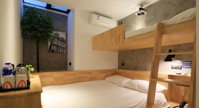 Семейный номер Standard JVS Hotel Railway Station 2nd Branch