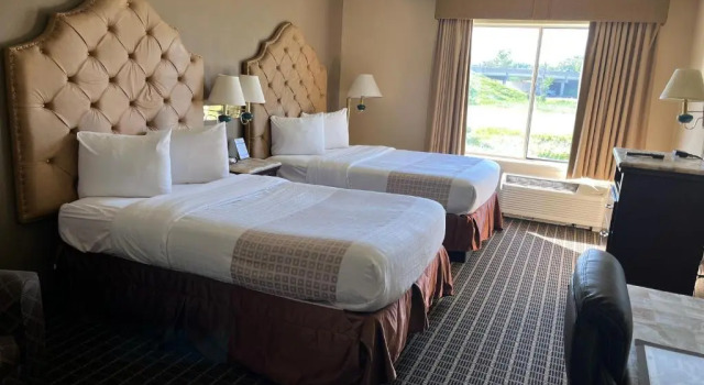 Двухместный номер Standard Comfort Inn & Suites Madison East Interstate I-90