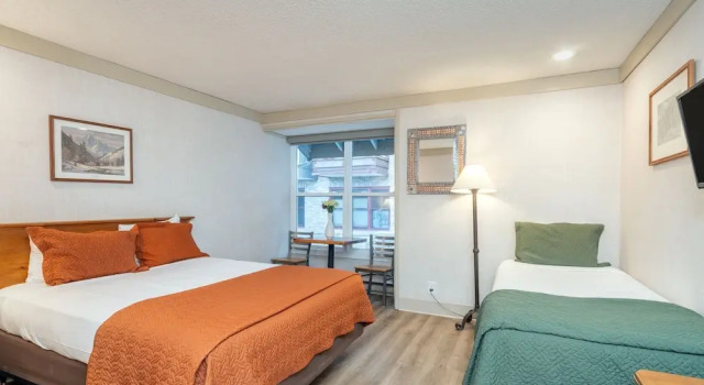 Номер Standard Mountainside Inn 317 1 Bedroom Hotel Room by Alpine Lodging Telluride