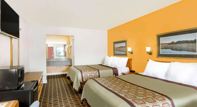 Люкс Days Inn by Wyndham Little River
