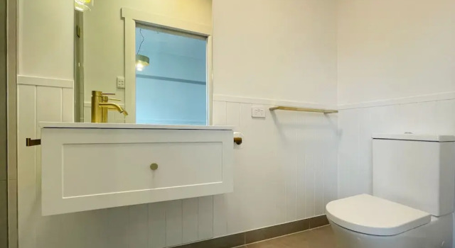 Коттедж с балконом Kangaroo Bay Apartments