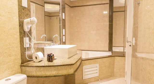 Номер Standard Continental Inn