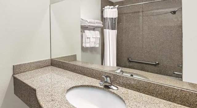 Номер Standard La Quinta by Wyndham Stephenville