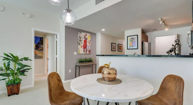Апартаменты Miami Vacation Rental w/ Balcony, Pool & Hot Tub!