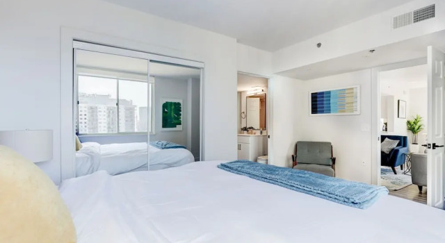 Апартаменты Deluxe Elegant 2BR Apartment - Minutes to D.C.