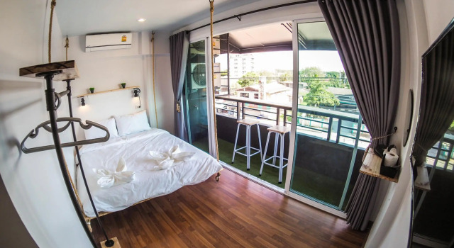 Кровать в общем номере The Better Hostel