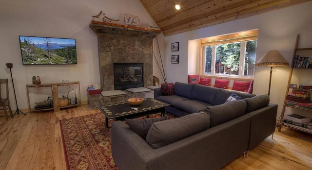 Knotty Pine Retreat by Lake Tahoe Accommodations, Забронировать Отель Тахома Норт-Лейк-Тахо