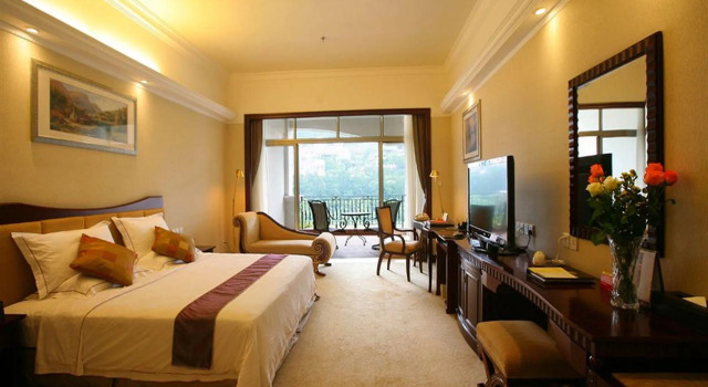 Номер Executive Guangzhou Phoenix City Hotel