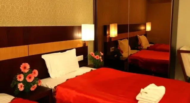 Maitri Residency, Rezerwuj Hotel Karimnagar Telangana