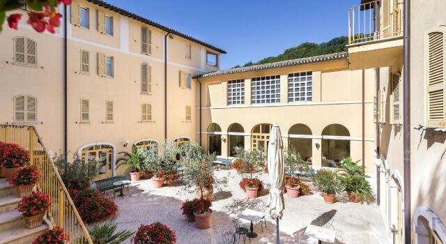 Hotel San Luca, Book Hotel Spoleto Umbrien, nær La Rocca