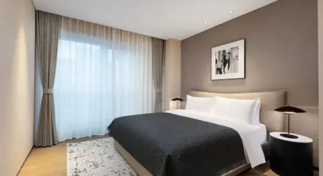 Люкс Executive Chengdu Gausmann Service Apartment