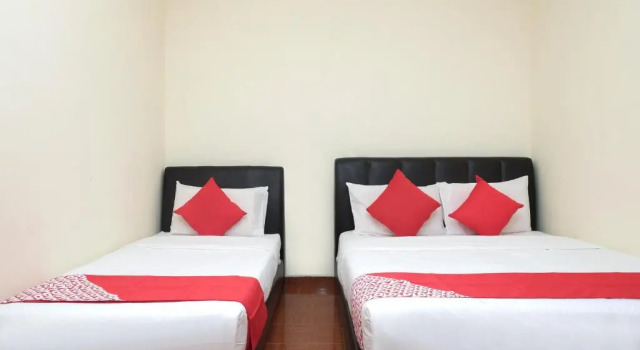 Oyo 89928 Acf Guest House