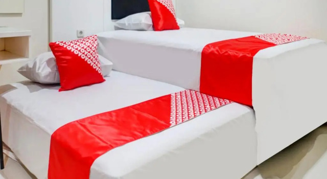 OYO 90394 Guest House Sentosa, Prenota Affittacamere Makassar 