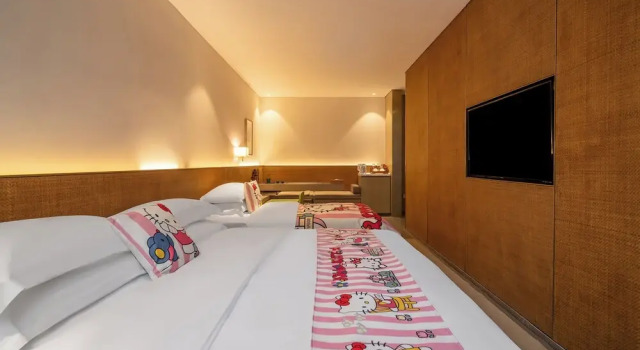 Трёхместный семейный номер Standard с видом на внутренний двор Yangzhou Seclusive Life Hot Spring Resort