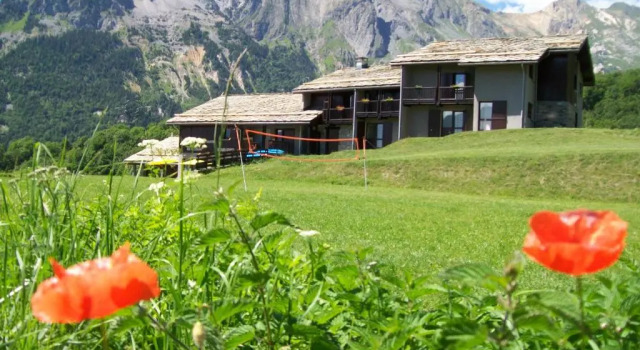 Gite Le Shantone, Rezervovat Hotel Saint-Michel-de-Maurienne 