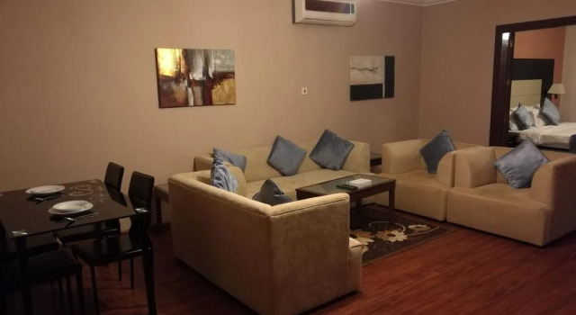 Plaza Inn Hotel and suites, Забронировать Отель Отели Аль-Олайя 3 звезды, 3*