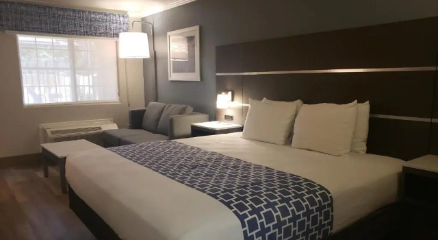 Номер Standard Best Western Inn & Suites Lemoore