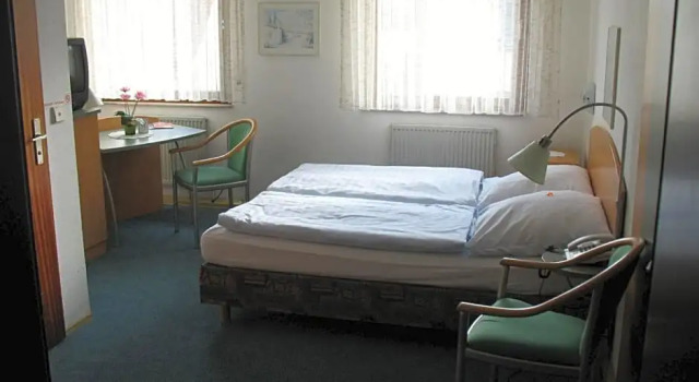 Hotel Urbanus, Забронировать Отель Хейльбронн , рядом с Центральный железнодорожный вокзал Хайльбронна