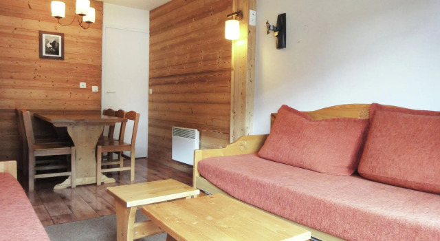 Comfortable two bedroom apartment, located on the slopes in Meribel-Mottaret