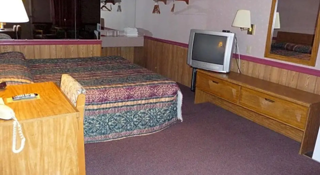 Standardowy dwuosobowy pokój Red Rose Motel