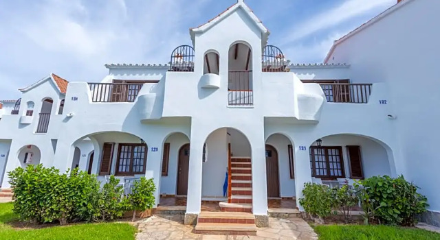 Апартаменты Deluxe Apartamentos Son Bou Gardens By MENORCARENTALS