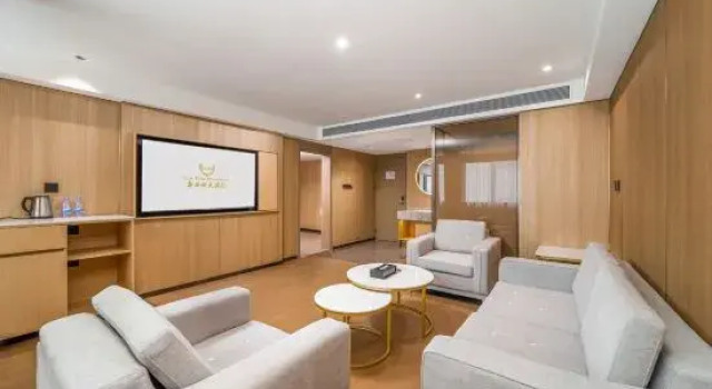 Люкс Classic Grand Rezen Hotel Yang Shuo