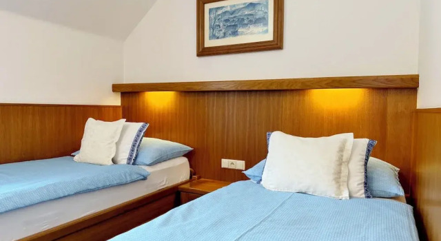 Двухместный номер Comfort с балконом и с видом на сад Hotel Na Dolině
