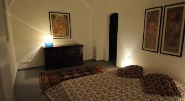 Pvh Charming Flats Vlasska, Забронировать Отель Отели Праги с парковкой, рядом с Театр Svanda, Парковка