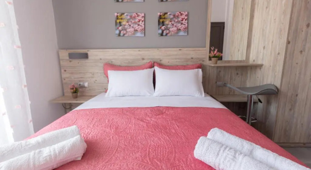 Golden Seaside 3, Book Hotel  