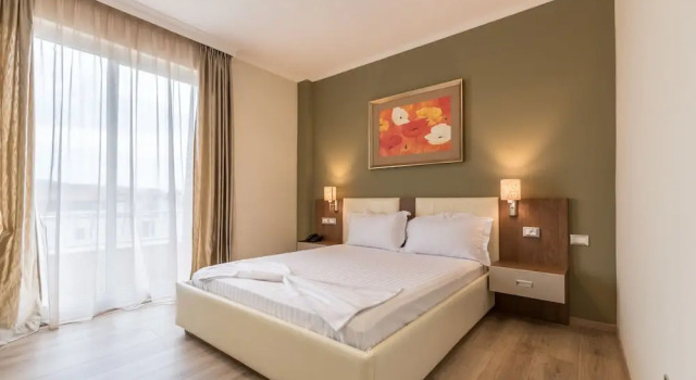Трёхместный номер Standard с видом на сад KEIT Hotel