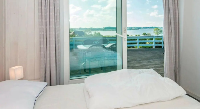 Spacious Holiday Home in Egernsund with Hot Tub, Rezerwuj Hotel Egernsund Sønderjylland